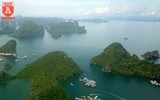 Ngắm Vịnh Hạ Long tuyệt đẹp từ trên cao